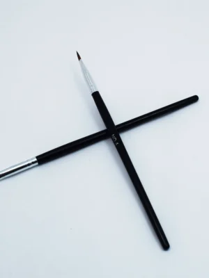 Pincel para acrilico #4 negro sintetico