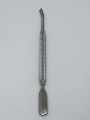 Empujador de cuticula adoravel de metal